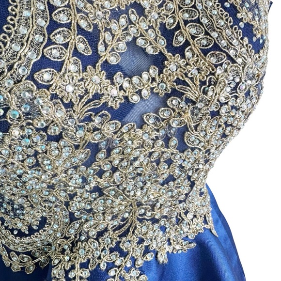 Camille La Vie Embroidered Sequin Formal Prom Pageant Mini Dress Blue Size 00 - Picture 3 of 15